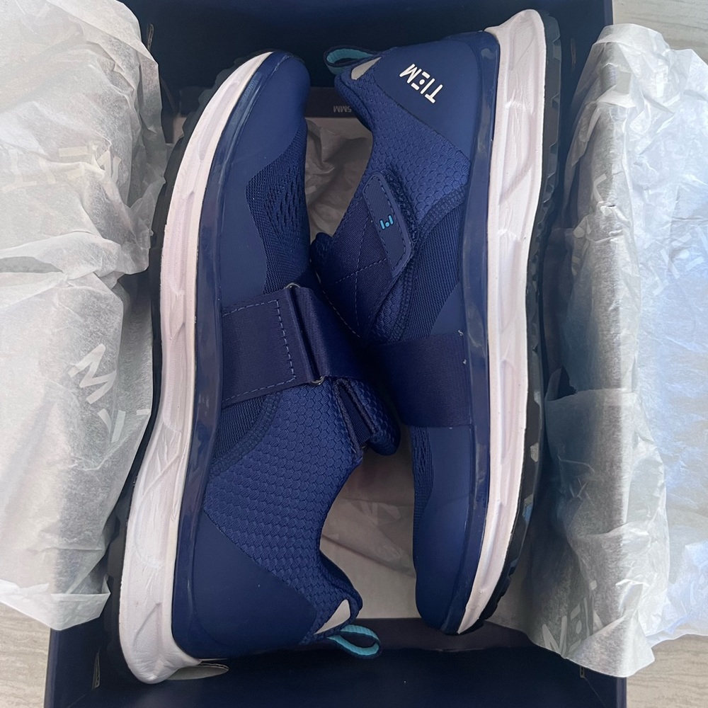 Navy Blue TIEM cycling shoes
